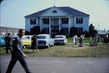 RED BORDER SLIDE Crowd and